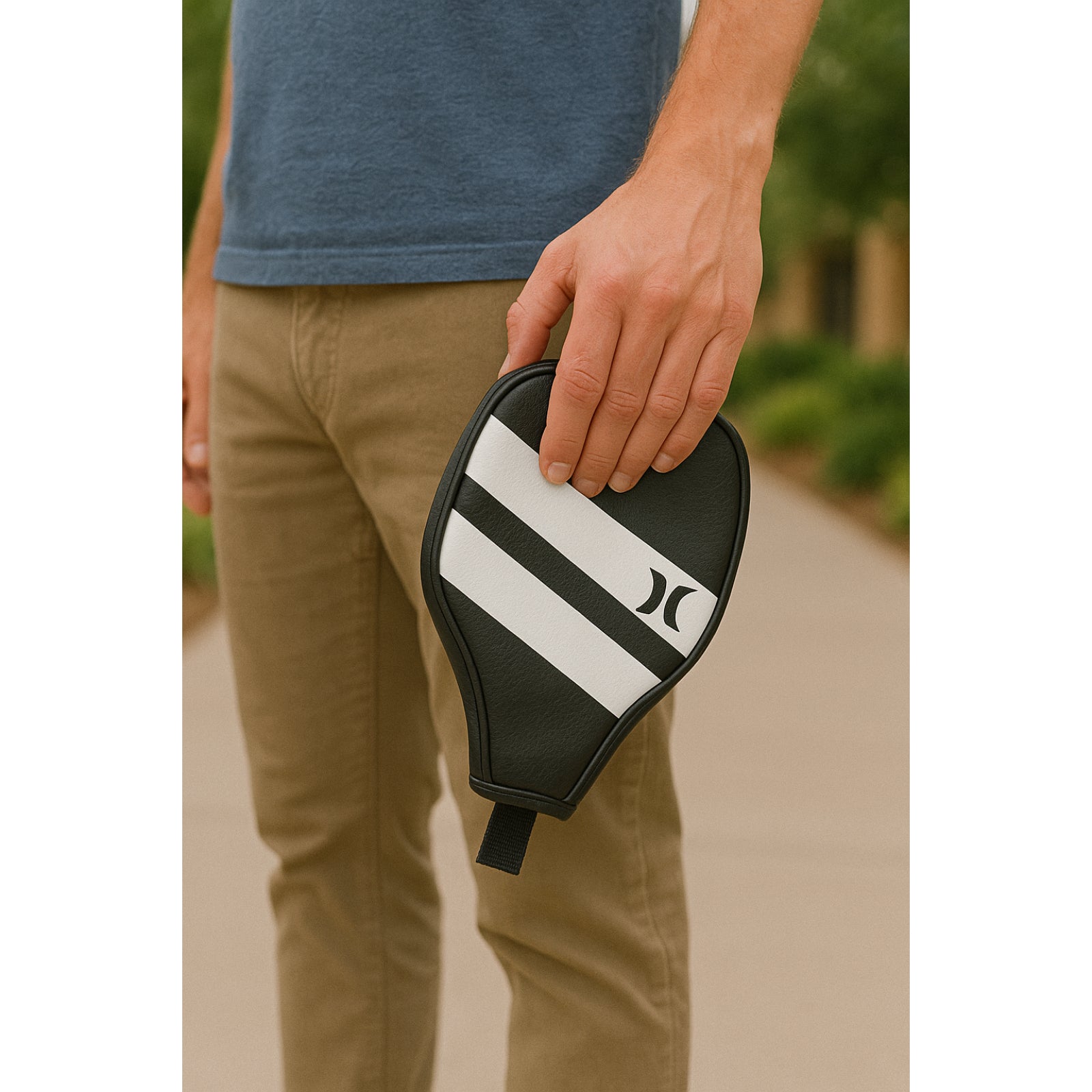 Hurley Black & Blue Fiberglass Pickle Ball Paddle