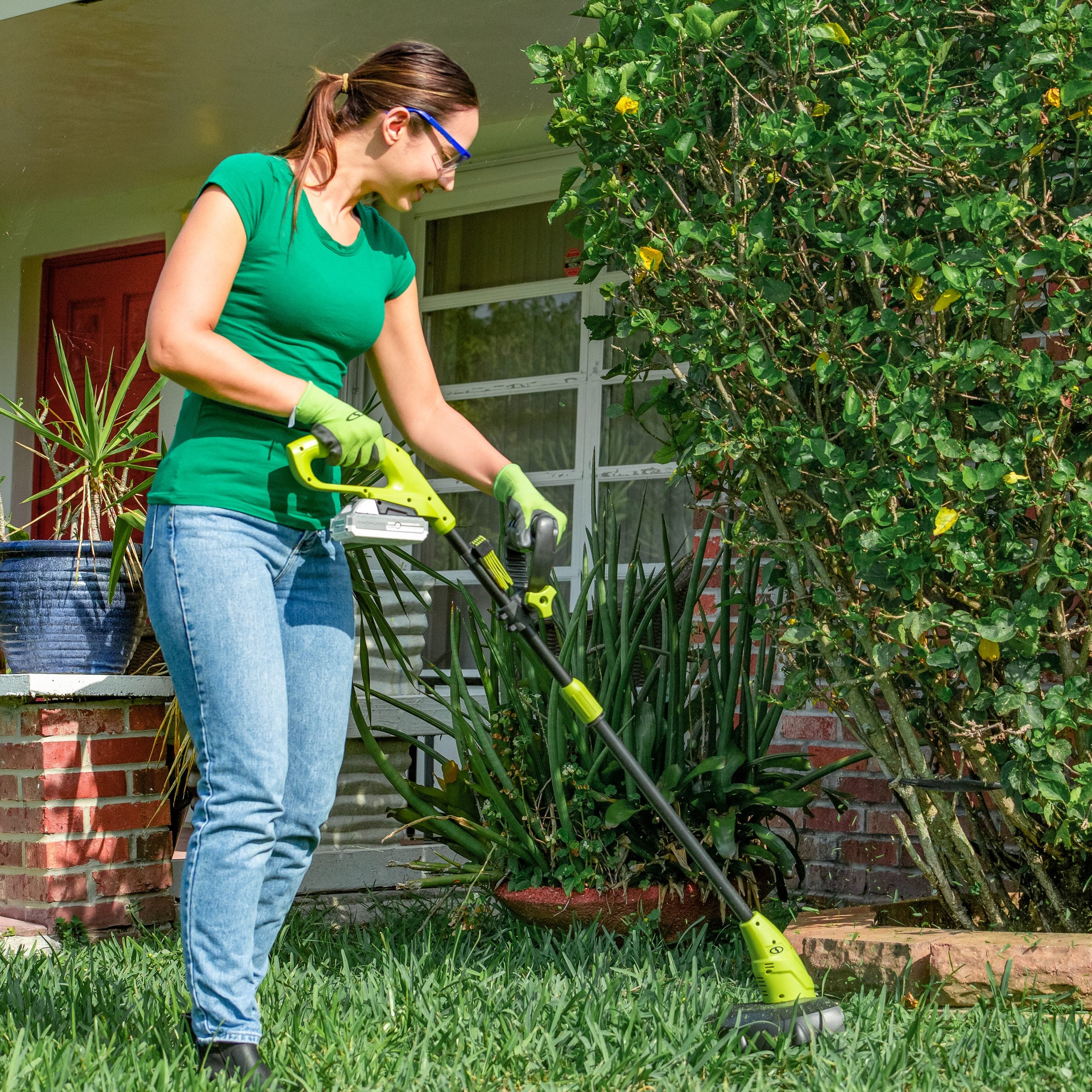 SunJoe 24V iON+ 10-Inch Cordless 2.0-Ah Stringless Blade Cutter Grass Trimmer