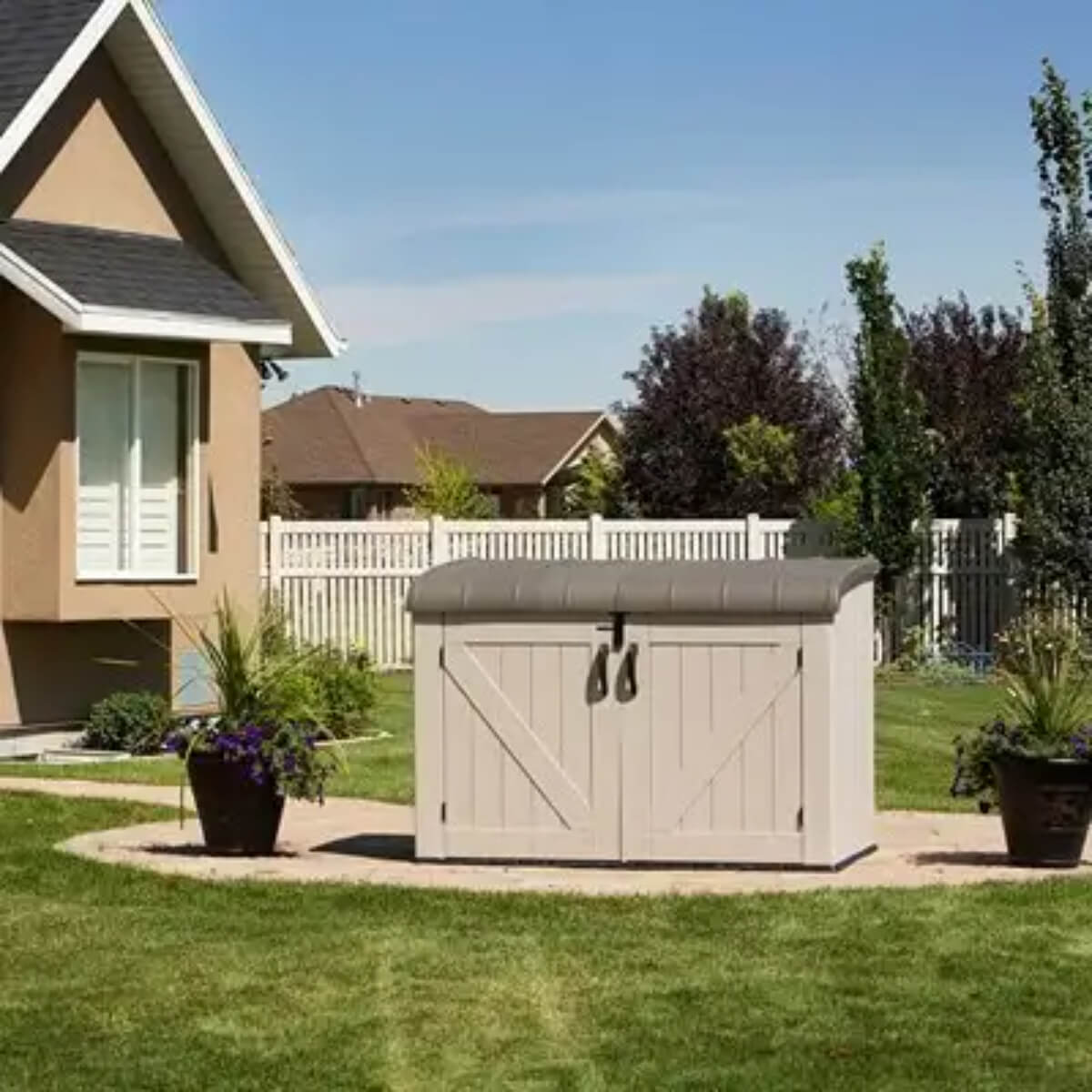 Lifetime Horizontal Storage Shed (75 Cubic Feet)