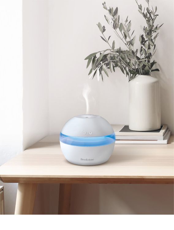 Brookstone Mist Ultrasonic Aroma Diffuser