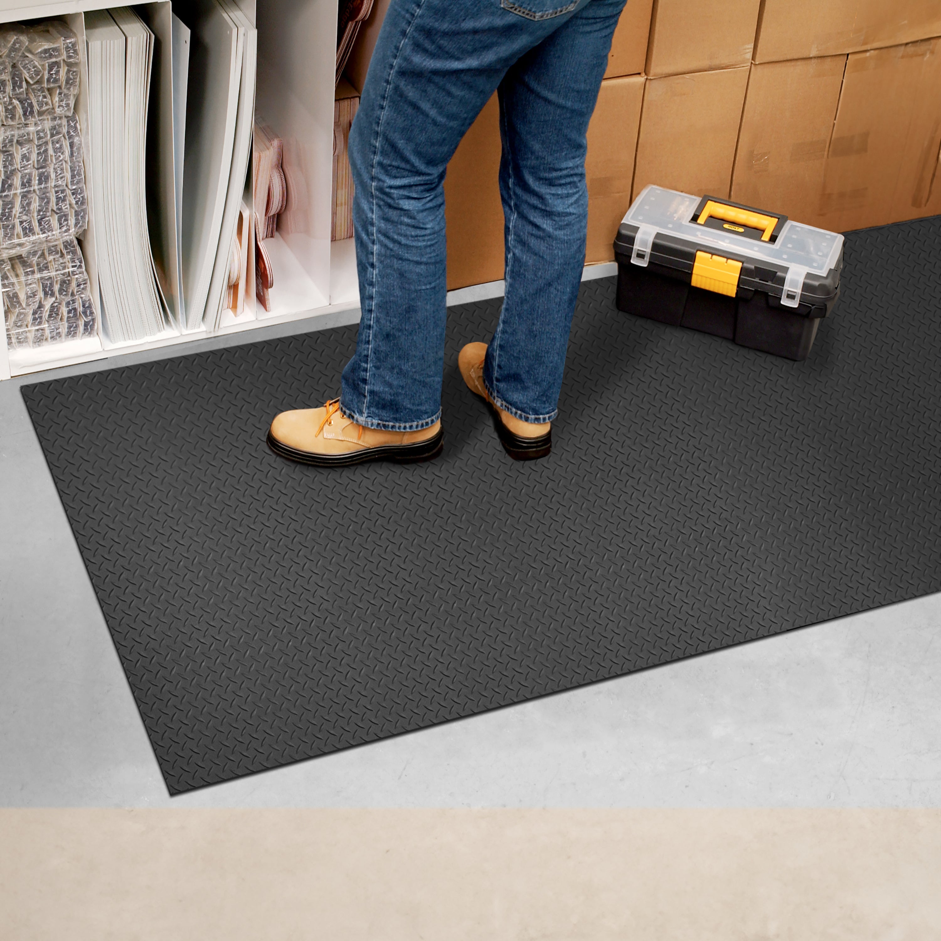 Black 3 ft. x 8 ft. 4mm Diamond Plate Rubber Floor Mat