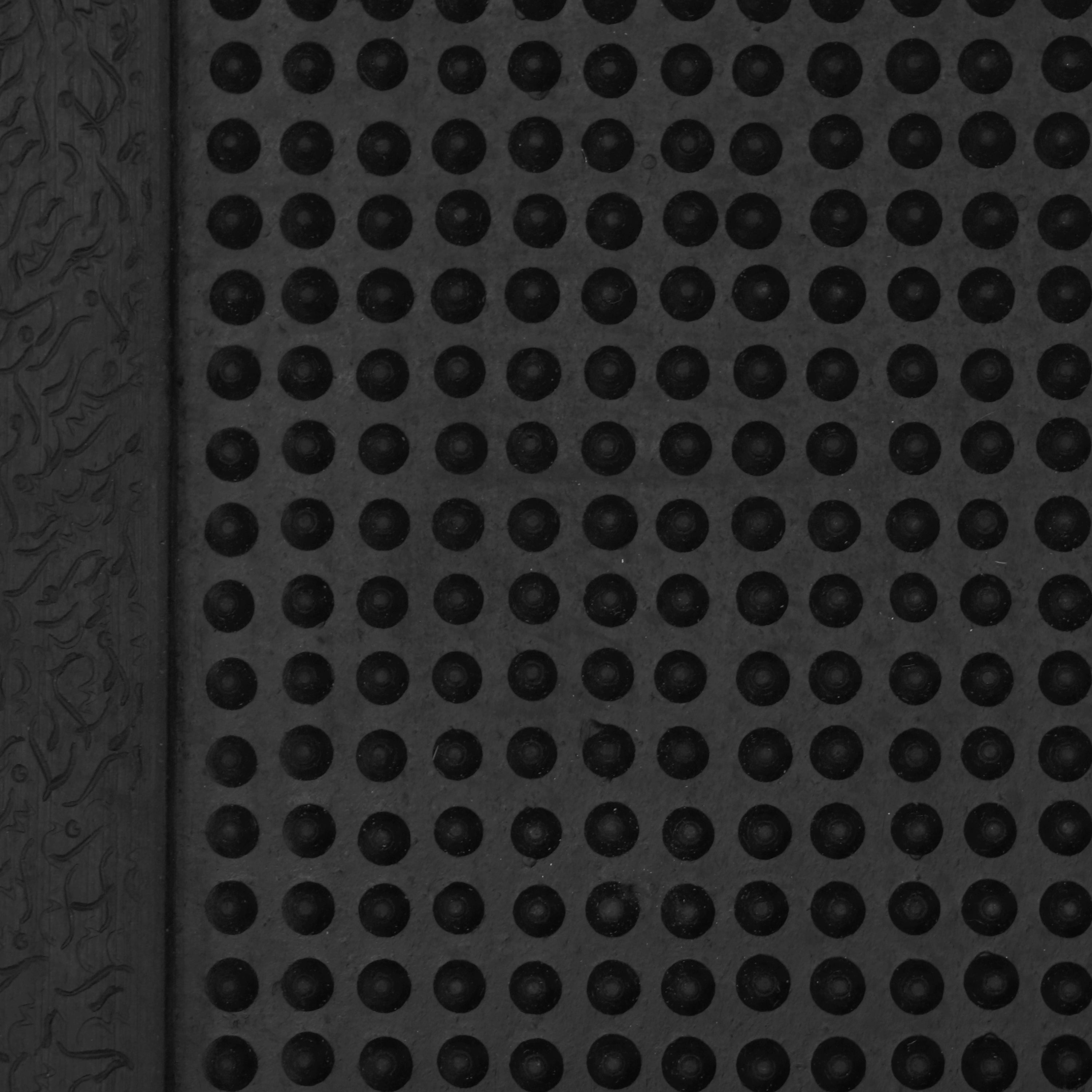 Multy Home 3'x5' Rubber Pin Blk