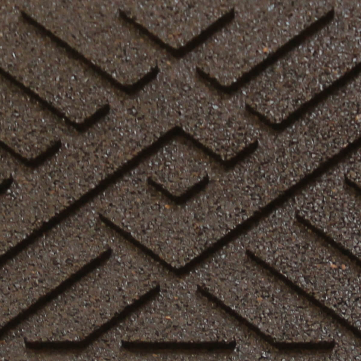 Garden Central 10" x 36" Diamond Weave Stair Tread in Earth Brown, 4-pack, Made from recycled materials