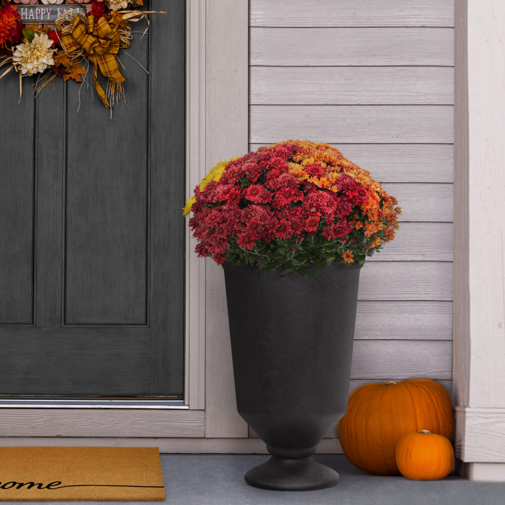 Tierra Verde 14in W x 23in H Vibrato Modern Urn Recycled Self-Watering Indoor/Outdoor Large Planter in Black