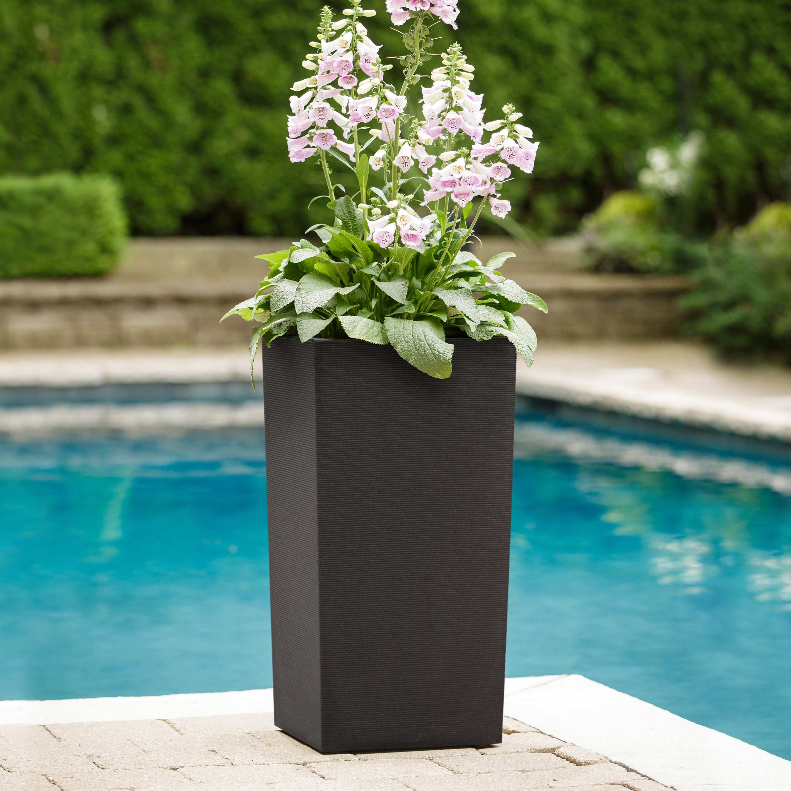 Tierra Verde 13in W x 26in H Citadel Horizon Large Recycled Self-Watering Indoor/Outdoor Column Planter in Black