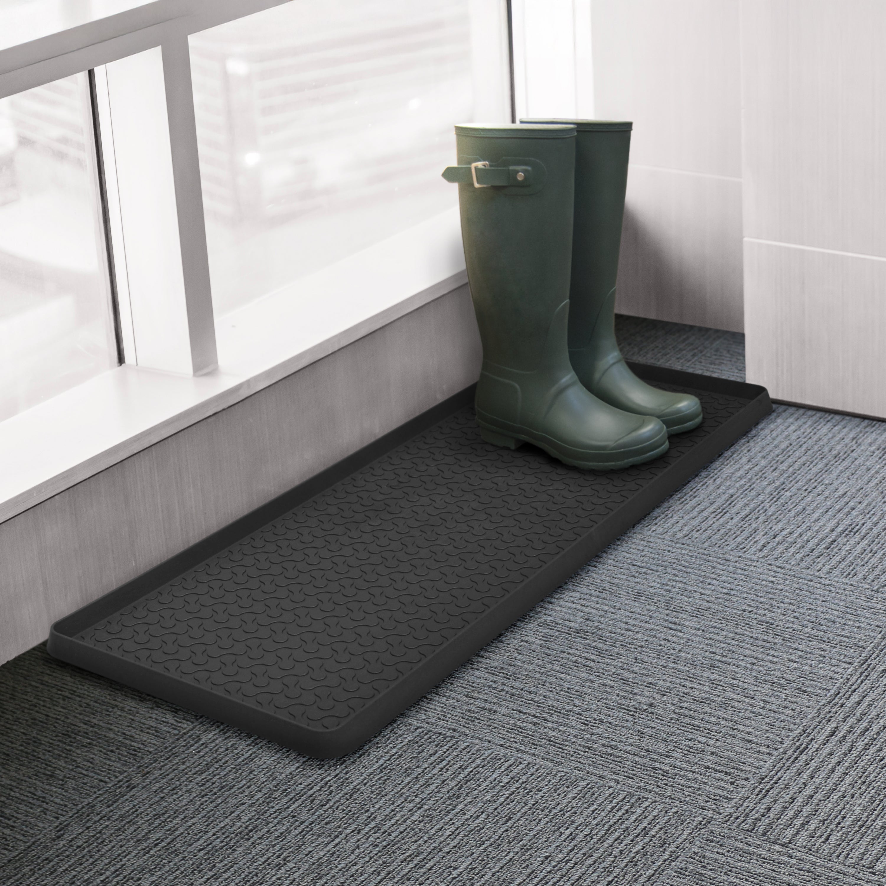 14" x 38" Slim Metro Mobius Boot Tray in Black
